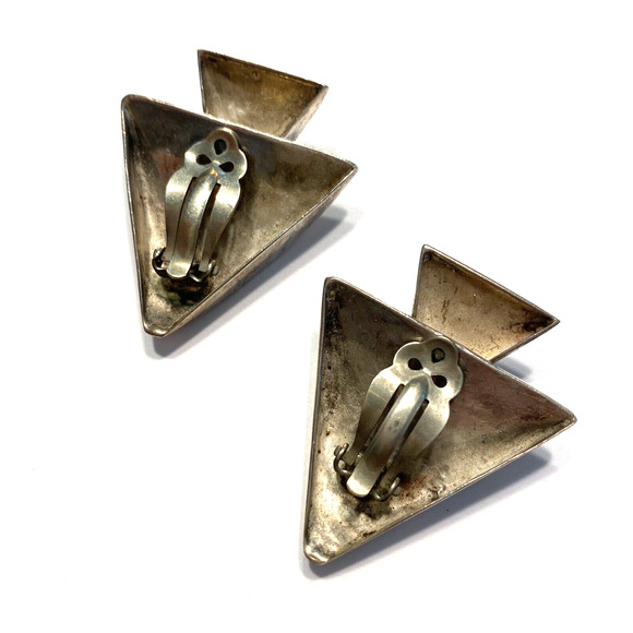Vintage Mid Century Clip On Earring Chunky 1980s Silver Geometric Art Triangles - Picture 4 of 8